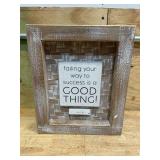 Home decor (lot of 4)