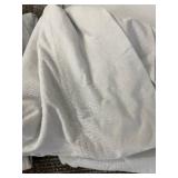 White Bed Sheets and Pillowcases Queen