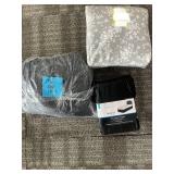 Twin Sized Bedding Lot