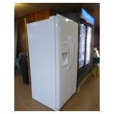 Frigidaire  Side-by-Side Refrigerator/Freezer