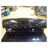 GE Electric Ceramic Top Stove