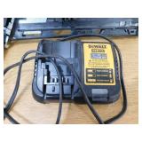 DEWALT 20V MAX XR Lithium-Ion Cordless 2-1/2 in. 15-Gauge Finish Nailer Kit Charger and Contractor Bag