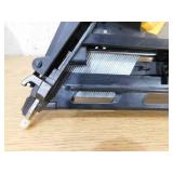 DEWALT 20V MAX XR Lithium-Ion Cordless 2-1/2 in. 15-Gauge Finish Nailer Kit Charger and Contractor Bag