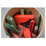 Playskool Lincoln Logs Frontiersman Set - 154 Pieces