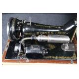 Singer Vintage Sewing Machine with Built-In Motor in Case - Black Enamel with Gold Filigree