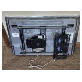 Hitachi 46in Plasma TV with Wall Mount - Model 42HDS69