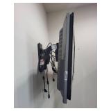 LG 32-inch TV - Wall Mount Included