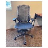 Ergonomic Mesh Office Chair - Adjustable Armrests, 5-Star Base