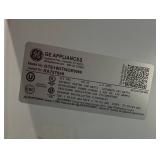 17.5 cu. ft. Top Freezer Refrigerator in White