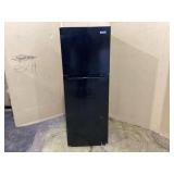 Vissani Top Freezer Refrigerator In Black