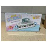 Costzon 37 Keys Electronic Keyboard Piano for Kids, Portable Musical Keyboard with Rhythm Light, Microphone, Recording, Music Stand, 8 Tone Keys, 4 Percussion Instruments (Pink)