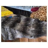 Faux Fur Blanket / Throw Rug 5
