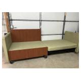 MSRP $4800 Steelcase X-TENZ Mobile Convertible Healthcare Modular Sleeper Loveseat Chair - Excellent Condition! Perfect For Entertaining Overnight Guests & Studio Apartments!