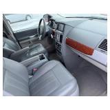 2008 Chrysler Town & Country