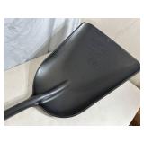 Brand New Bully Tools Poly Scoop Shovel