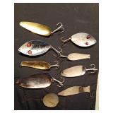 2 Large daredevils, Hecters Glass eye spoon, Vintage round metal lure, 300 Series Lou J. Eppinger Huskie Delve, Red Eye Musky Hoffschneider spoon, 2 Big Doctor 285 spoons and more