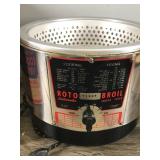 Vintage Roto Broil Automatic Cooker Fryer Chrome Model No. 100 with Box and Manual