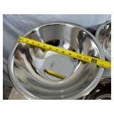 3 New Bene Casa Stainless Steel Mixing Bowls