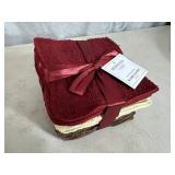 New Pack of 12 Signature Classics Wash Cloths