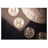 Franklin-Liberty Bell Collection Coin Set - 16 Benjamin Franklin Half Dollars 90%