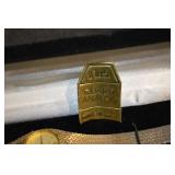 Crown 185 Quartz Analog - Gold-Tone Mesh Bracelet Watch