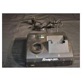 Snap-on CTC121 Battery Charger 14.4-18.0V Li-ion