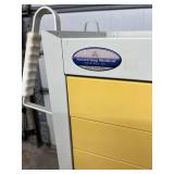 MSRP $2800 Armstrong Medical Industries 4-Drawer A-Smart Storage Supply Crash Cart System Can Be Locked With Padlock - Good Condition!