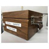 Dynatech Nevada PEI 2000A Digital Safety Analyzer - Portable Medical Safety Device Tester, Digital Interface, Replayable Recorded Waveforms - Great Condition!