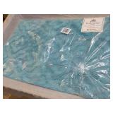 Knights Bridge Aqua Bath Rug 20 x 3...