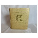 Vintage 1966 King James Family Bible