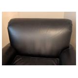 UL - Shenandoah Black Leather Armchair