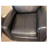 UL - Shenandoah Black Leather Armchair