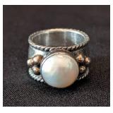 K - Sterling Silver Pearl Ring Size 6 - Rope-Band with Bead Accents