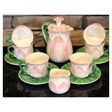 FR - Vintage Taste Cellar Sigma Floral Teapot Set with 6 Mugs, 4 Saucers, 4 Plates, and Creamer