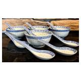 FR - Chinese Blue and White Rice Grain Porcelain Bowls and Spoons Set