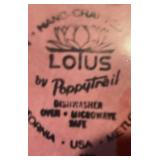 K - Vintage Lotus by Metlox Poppytrail Set: 13 Dinner Plates, 12 Bowls, 9 Mugs