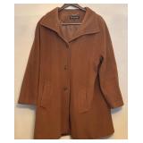 LR - Ellen Tracy Brown Coat Size 18W