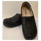 LR - Alegria KEL-431 Slip-On Shoes - Leather Upper, Black Floral Embossed - EU 40 / US 9