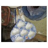 Decorative glassware, padded envelo...