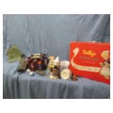 Lot of vintage items...