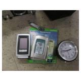 Lot of vintage electronics...