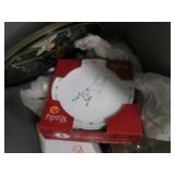 Large lot of Christmas decor and su...