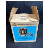 West Bend 2 Quart Electric Bean Pot Model 3299 with Original Box