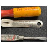 Assorted Vintage Kitchen Collectibles and Souvenir Hourglasses Lot Inc Souvenir China