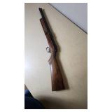 Benjamin Air Rifle Co. American Walnut Air Rifle