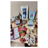 Decorative Wall Signs and Home Decor Items including "Welcome" Star Sign, "Home Sweet Home" Heart, and Various Inspirational Plaques