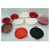Mixing bowls, strainers, popcorn bowl, silicone lids or plates
