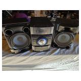Sony Mini Hi-Fi Component System MHC-EC709iP with Speakers
