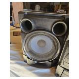 Sony Mini Hi-Fi Component System MHC-EC709iP with Speakers