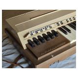 Emenee Audion Electric Organ - Works, Takes Time to Air Up